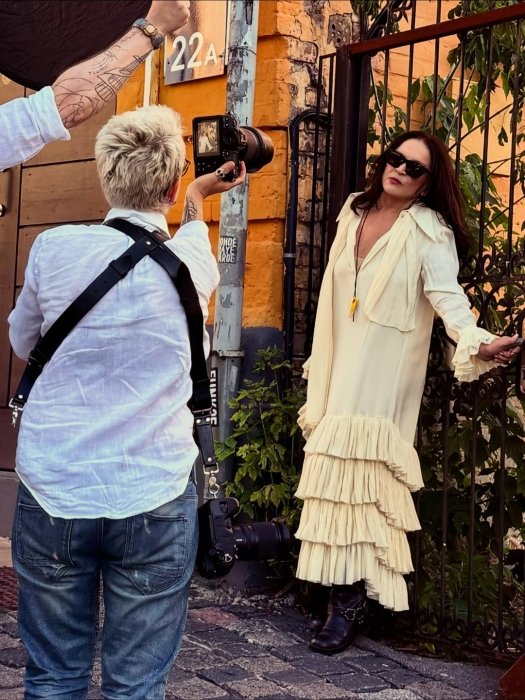 София Ротару на летней фотосессии на Андреевском спуске в Киеве