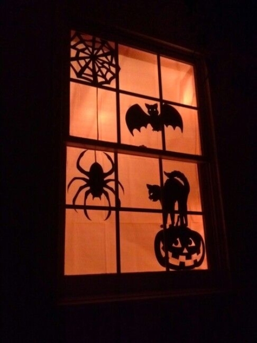 Самые страшные двери и окна: украшаем дом к Хэллоуину 2023 (ФОТО) - фото №18
