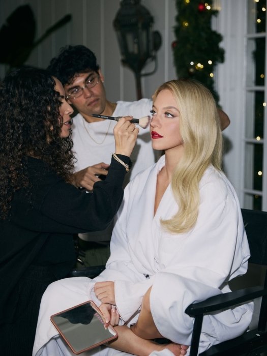 Модный макияж на Новый год 2026, фото