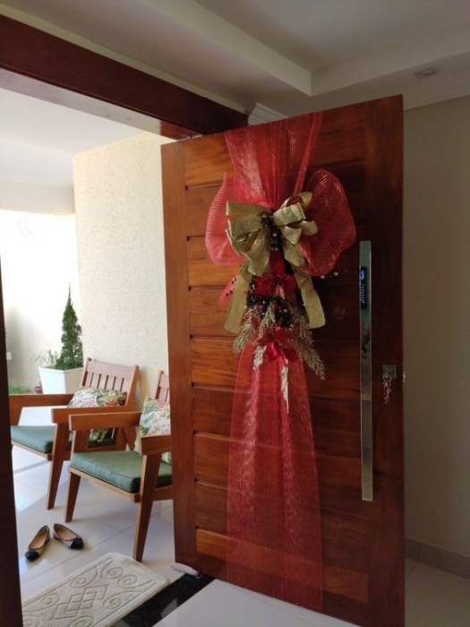 Украшаем двери на Рождество и Новый год: ТОП-3 стильные варианты декора 2024 (ФОТО) - фото №3