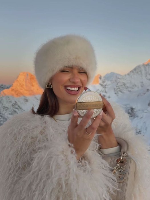 Хутряна шапка жіноча, фото