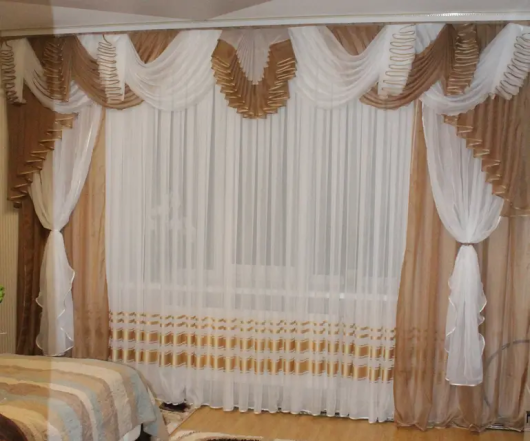 Устаревший дизайн окон с ламбрекенами