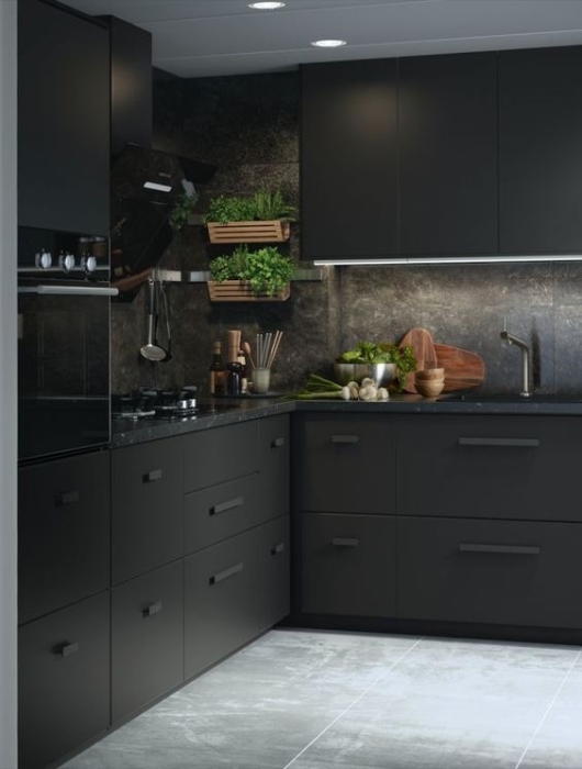 Смело и незабываемо: как может выглядеть экстравагантная кухня в черном цвете (ФОТО) - фото №3