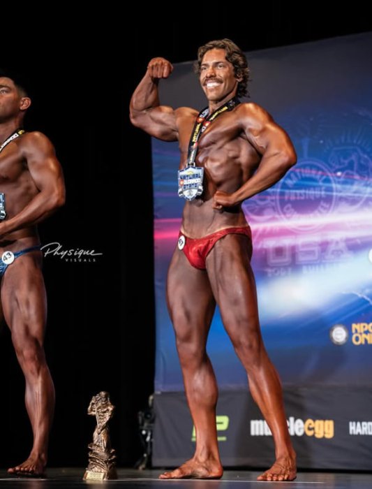 Джозеф Баена син Арнольда Шварценеггера, фото