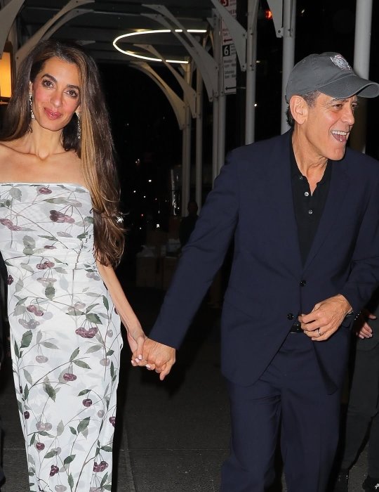 Амаль Клуни показала платье на лето 2025 — новые фото жены Джорджа Клуни