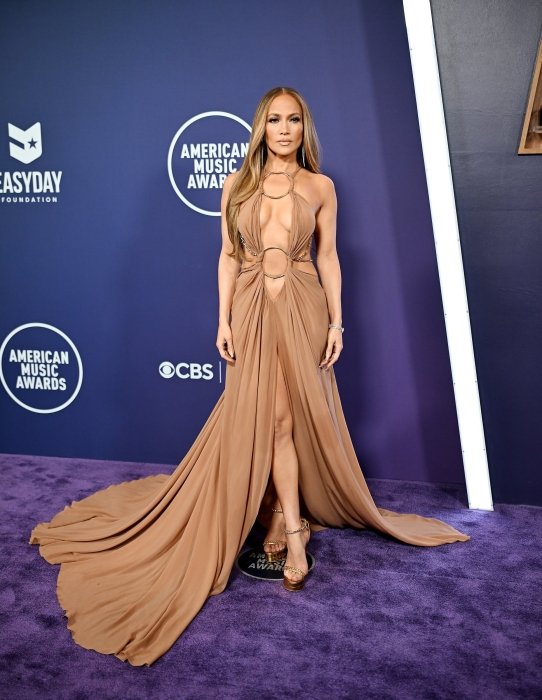 Дженніфер Лопес зараз, фото