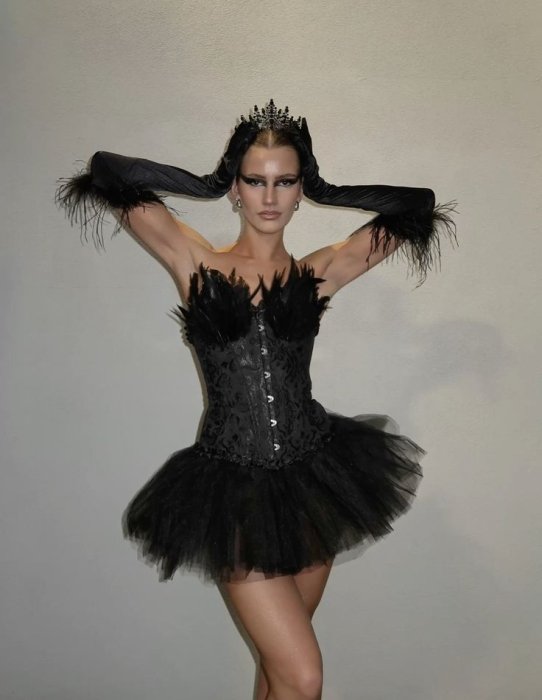 Лучшие образы на Хэллоуин 2025, фото