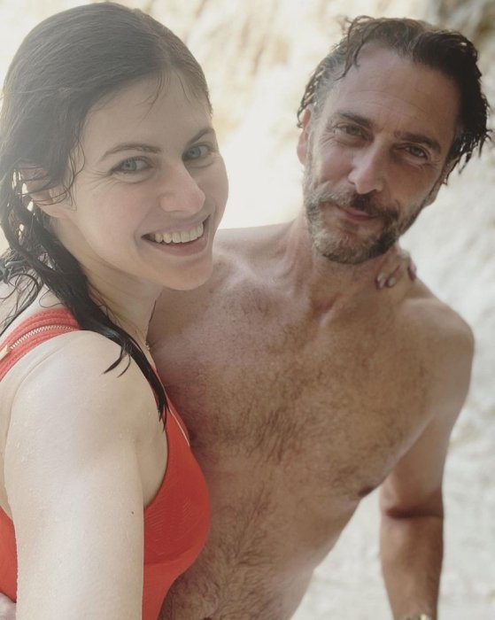 Александра Даддарио и Эндрю Форм развелись, фото