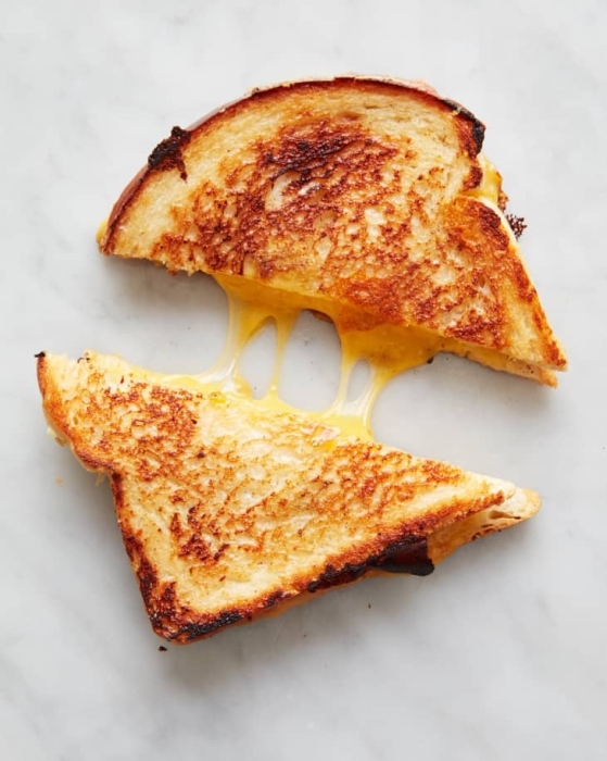 Как приготовить горячие бутерброды с сыром