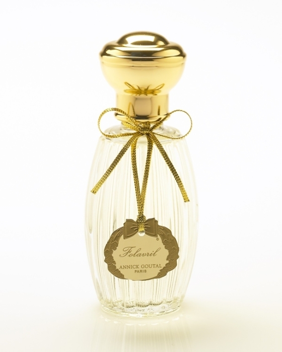 Какими парфюмами пользуются Мадонна, Анджелина Джоли и Кейт Миддлтон? Любимые духи знаменитостей - фото №1