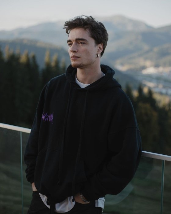 Назар Грабар відмовився від ролі Холостяка