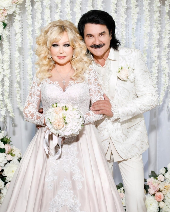 Павел Зибров сыграл еще одну свадьбу с женой, фото