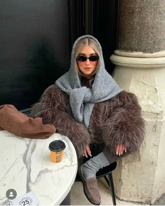 Хустинка з шерсті, фото