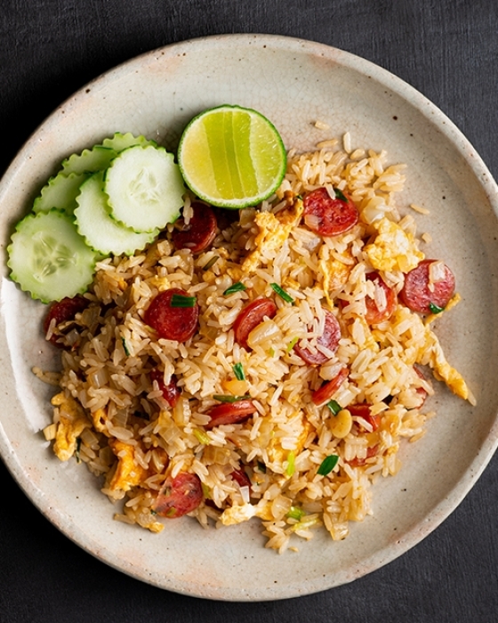 Рецепт риса с сосисками и яйцом