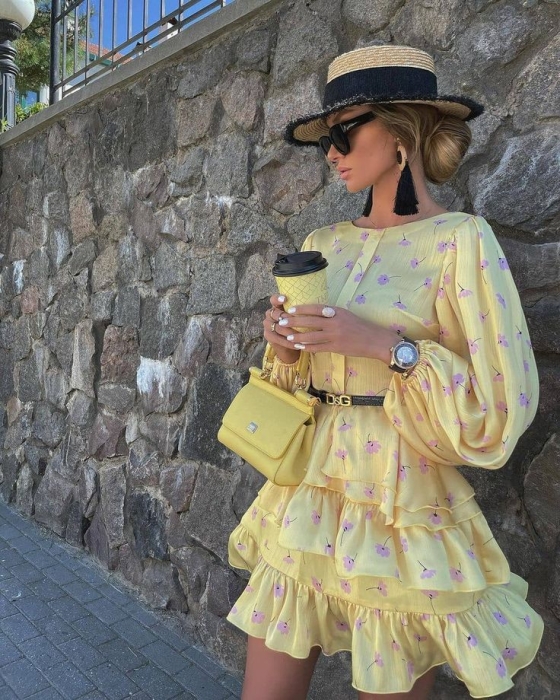 Желтое платье на лето, фото