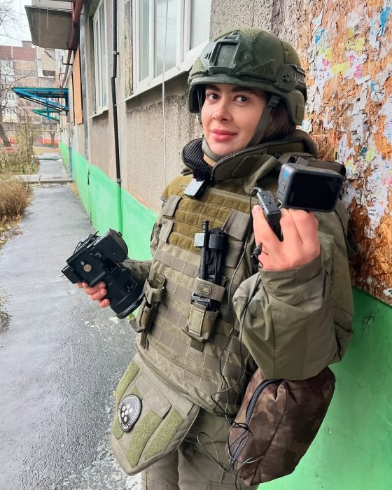 Рамина Эсхакзай на передовой, фото