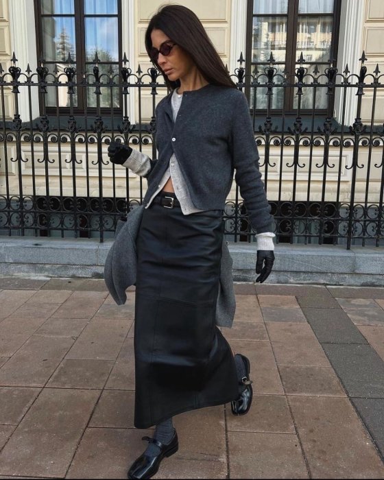 Кожаные юбки, которые будут в тренде осенью 2025 года, фото