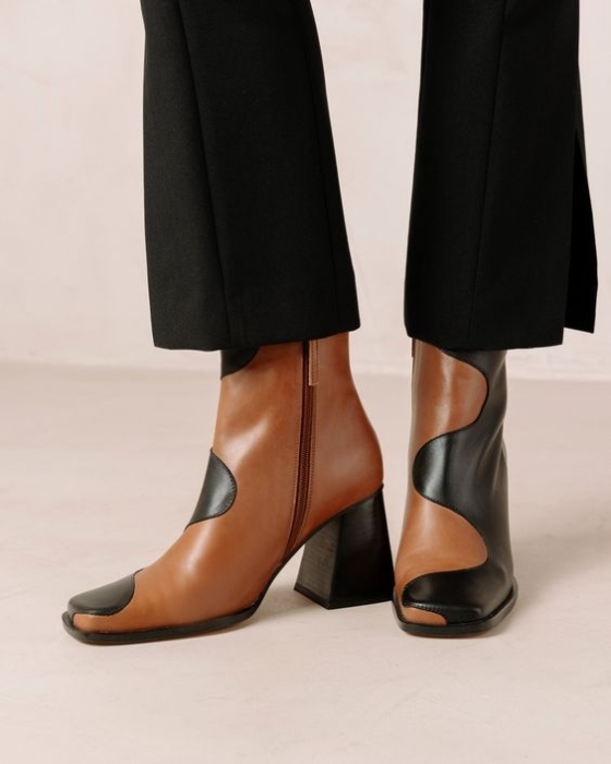 Мода зробила новий виток: у тренди увірвалося "бабусине" взуття з квадратним носком (ФОТО) - фото №12