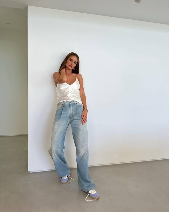 Кросівки та штани — модний тренд цієї весни: беремо приклад з Джіджі Хадід, Дженніфер Лоренс та інших зірок (ФОТО) - фото №3