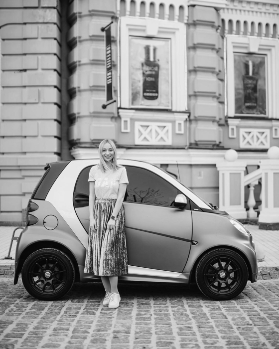 Екатерина Репяхова и авто Smart