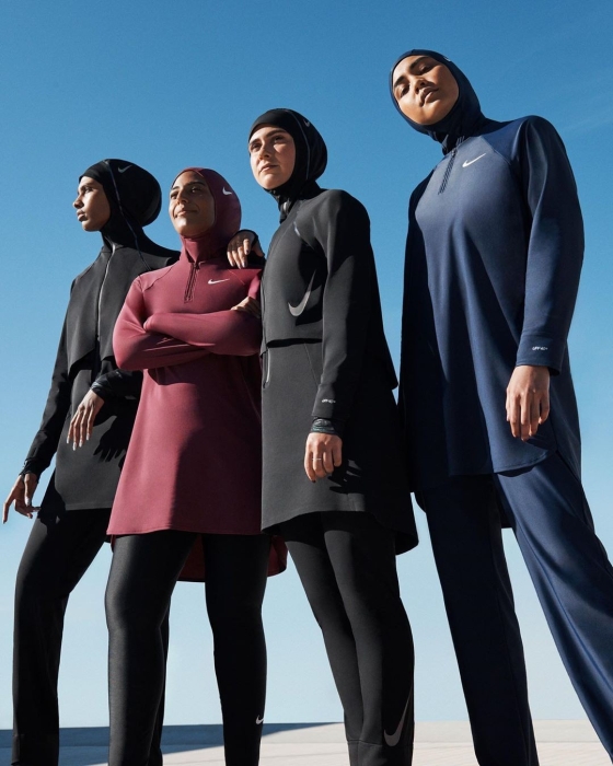 Для мусульманок: Nike выпускает коллекцию купальников-хиджабов, полностью покрывающих тело - фото №1