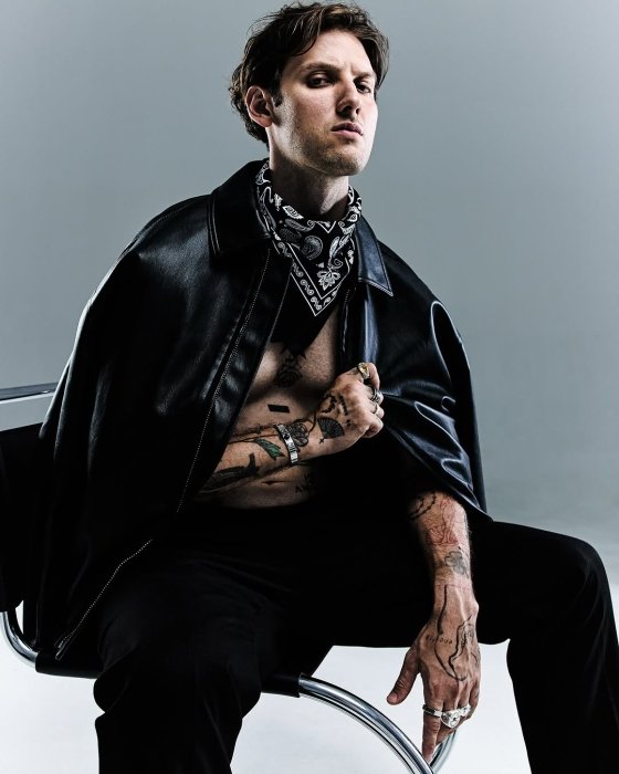 Как выглядит сын Димы Коляденко — Филипп, фото