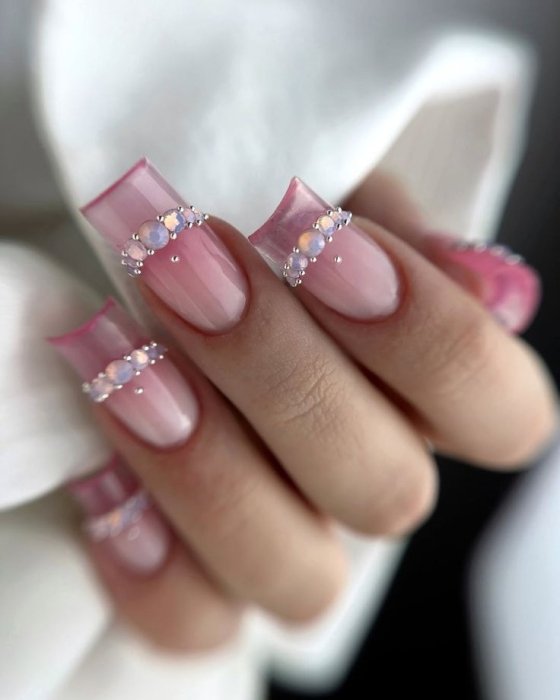 4 форми нігтів, які найдовше носяться