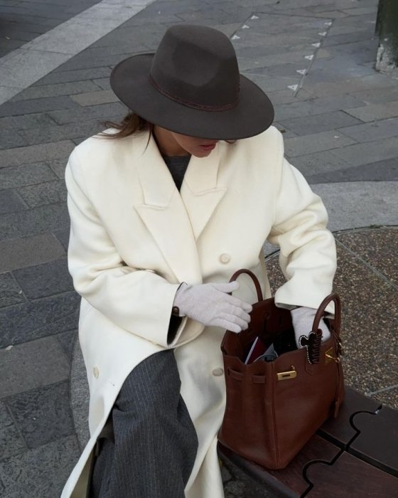 Капелюх жіночий, фото