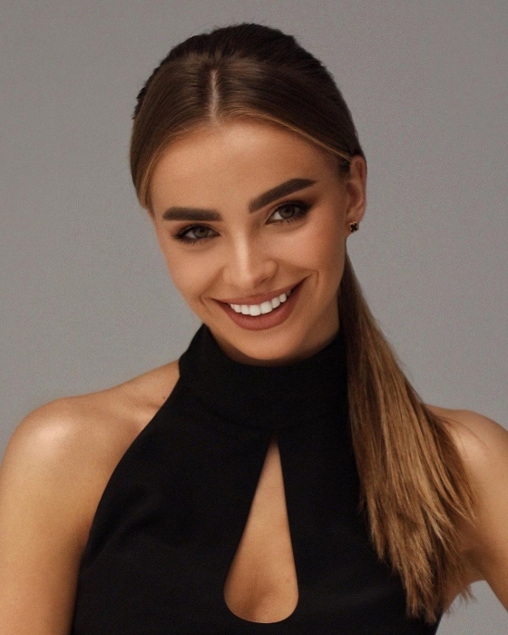 "Все за русские бабки": на "Мисс Украина" дисквалифицировали моделей, но не тех, против которых выступили в Сети - фото №3