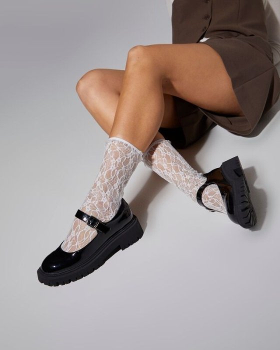 Модний мереживний одяг 2026 - фото