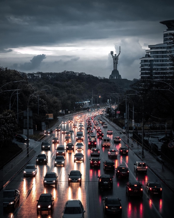Киев без света: захватывающие фотографии, которые подорвали Сеть - фото №4