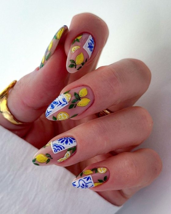 Какие ногти сделать на 1 сентября старшеклассницам