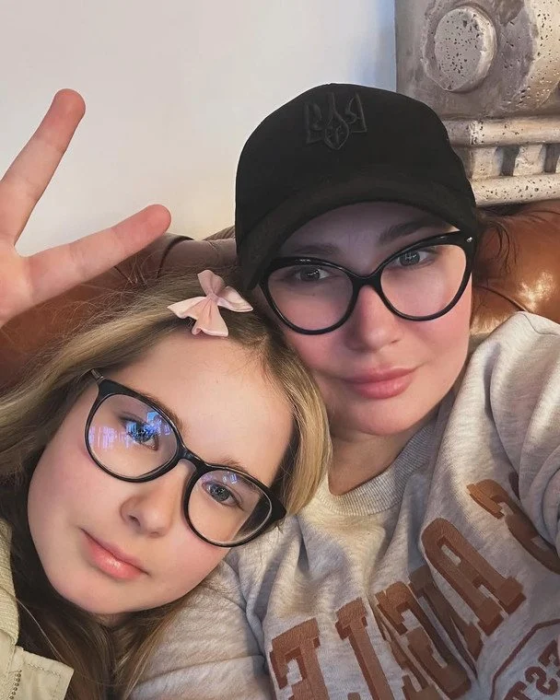 Елена Мозговая показала новое фото с 10-летней дочерью