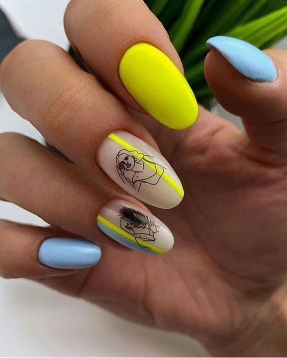 Патріотичний манікюр на День Незалежності, ідеї