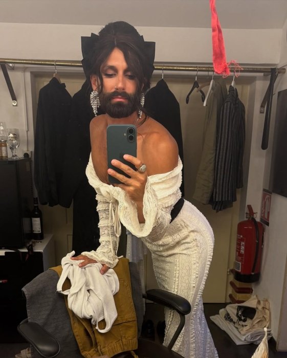 Кончита Вурст в образе женщины, фото