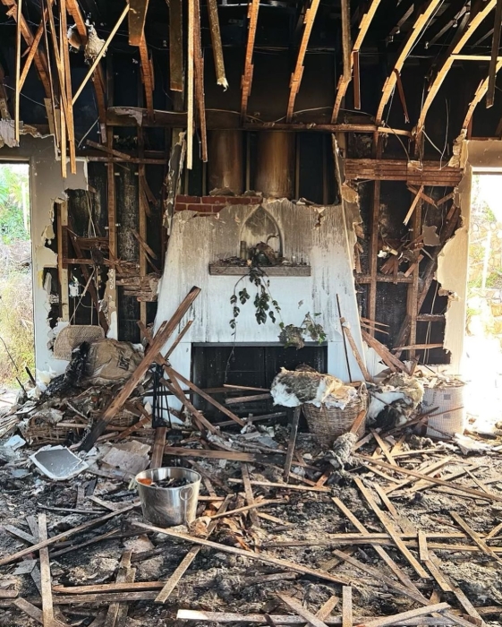 Дом Катерины Скорсоне сгорел дотла