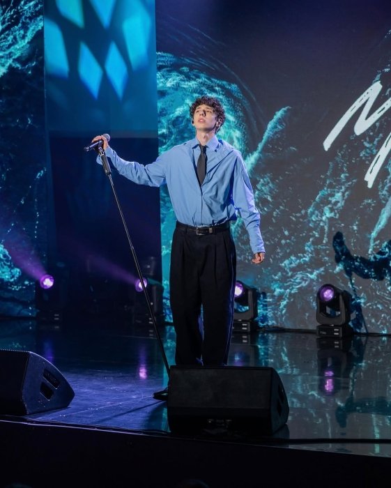 Муаяд интервью 2025 — певец рассказал о творчестве, хейте, эйджизме, мечтах, отношениях