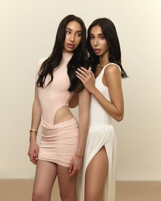 Ева Мишалова и Эсти Рогова, фото