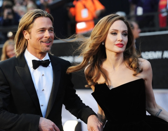 Анджелина Джоли и Брэд Питт наконец помирились: чем завершился один из самых долгих разводов Голливуда - фото №2