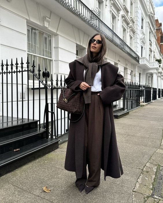 Модные брюки на зиму 2025-2026, фото