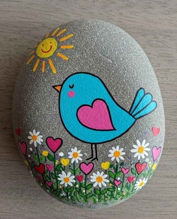 Рисуем птичку на камне — мастер-класс для детей