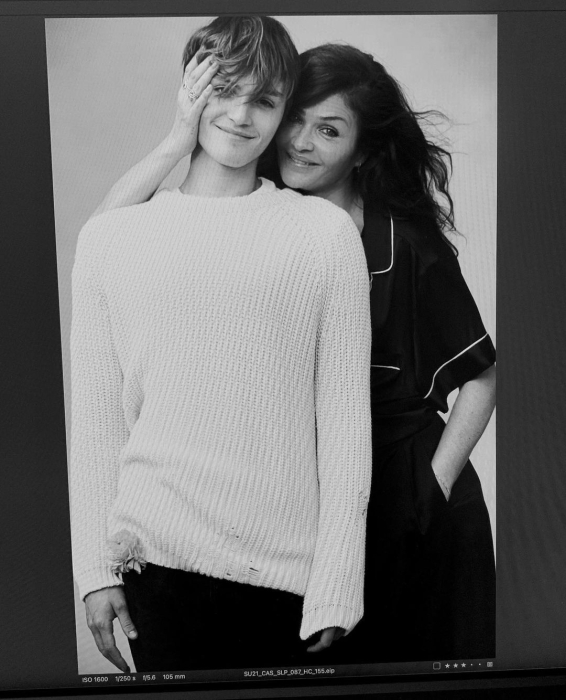 Хелена Кристенсен вместе с сыном снялись для Victoria’s Secret (ФОТО) - фото №2
