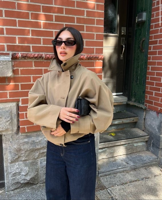 Модные укороченные тренчи в осенних образах.