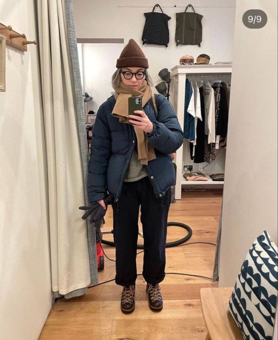 Стильні образи на осінь-зиму з трекінговим взуттям, фото