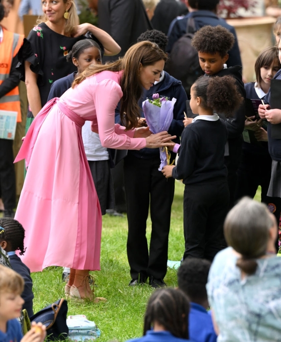 Это бесит короля Чарльза III: Кейт Миддлтон повторяет главную ошибку принцессы Дианы - фото №6