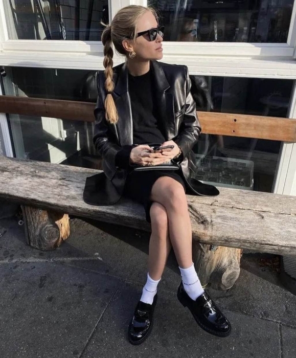 Олена Зеленська показала ефектний образ із лоферами. Дізнайтеся, як носити модне взуття цієї осені (ФОТО) - фото №9