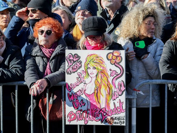 Похороны Брижит Бардо – где похоронили французскую актрису и что о ней известно