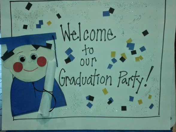 Доска, разрисованная цветным мелом, фото.