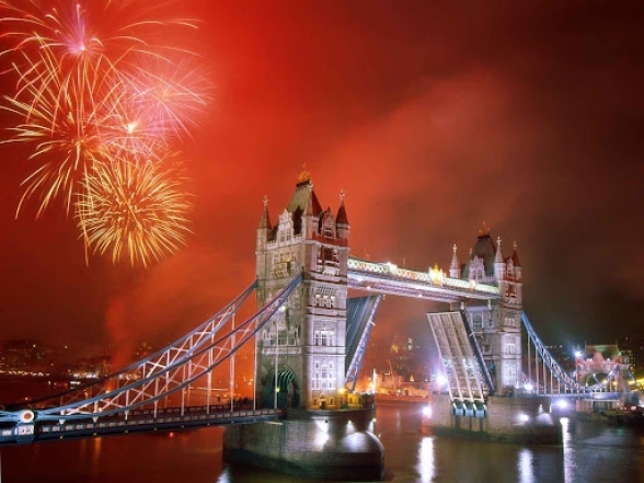 Как встречают Новый год и Рождество в Великобритании: что делают в эти дни британцы и какие основные элементы праздника - фото №1