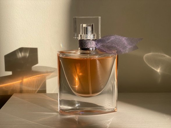 Пирамида La Vie Est Belle Lancôme